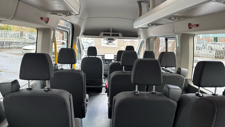 Ford Transit Minibus Transit 460 L4 Minibus Diesel Rwd 2.0 EcoBlue 165ps H3 17 Seater Trend Auto [Nav]